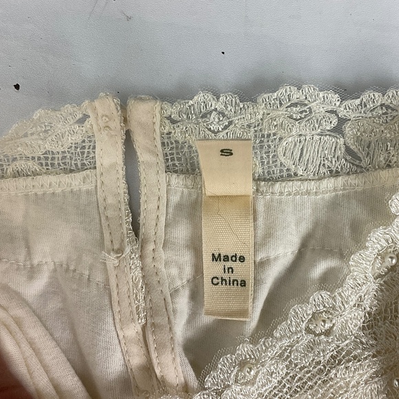 Tiny Anthropologie Long-Sleeve Mock-Neck Lace Embellished Top - Picture 10 of 12